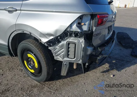 2022 Volkswagen Tiguan 2.0T Se из США, поврежденный, VIN 3VV2B7AX6NM119359